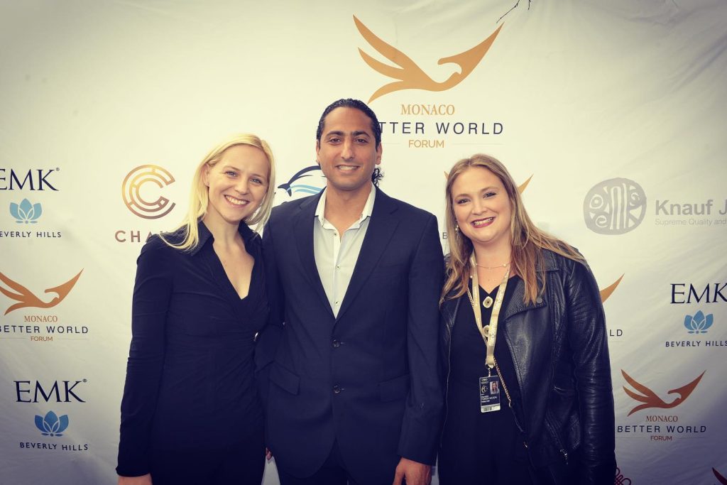 صور المشاركين في فعاليات كان — صورة من تغطية Better World Fund