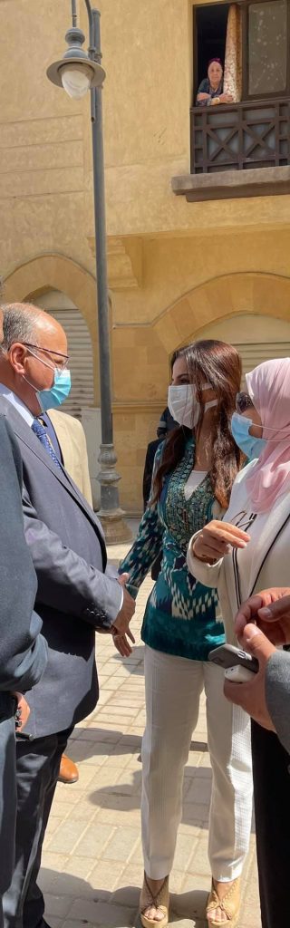 توزيع مواد تموينية في روضة السيدة بالتنسيق مع محافظة القاهرة