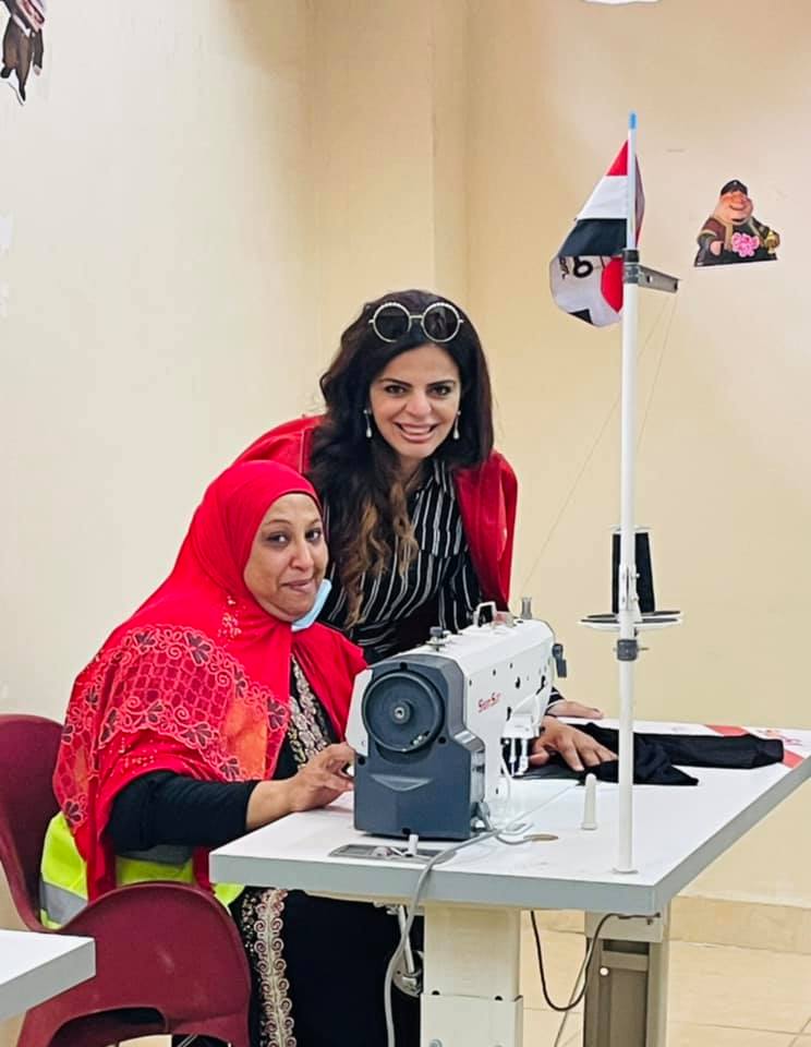 المشاركة في يوم اليتيم ودعم مشروعات السيدات بالمحروسة