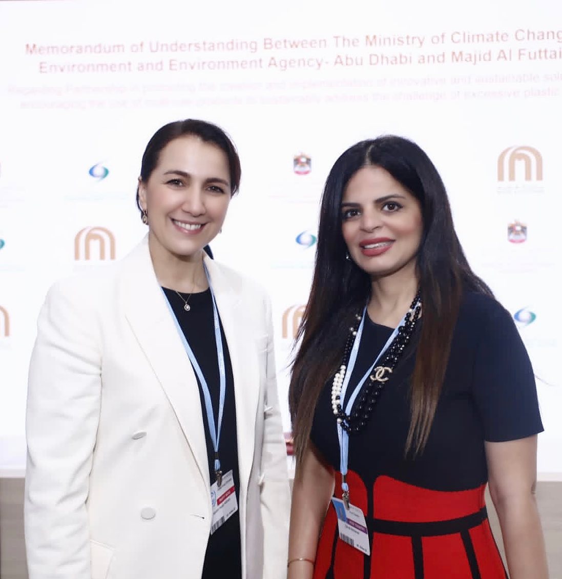 مناقشات مع وزيرة التغير المناخي والبيئة الإماراتية في COP27
