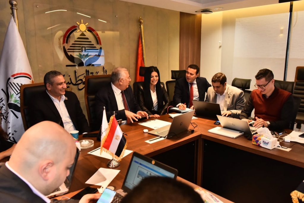 متابعة انتخابات النواب من غرفة عمليات الجبهة الوطنية